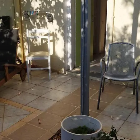Aparthotel Cleo With Yard In 250m From The